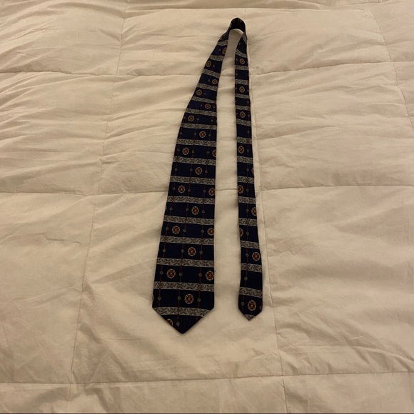 Bundle 3 ties for $10 - any ties -
Arden Cravats Necktie - Picture 3 of 5
